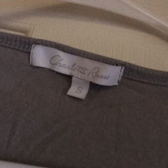 Grey V-Neck - Picture 2 of 2